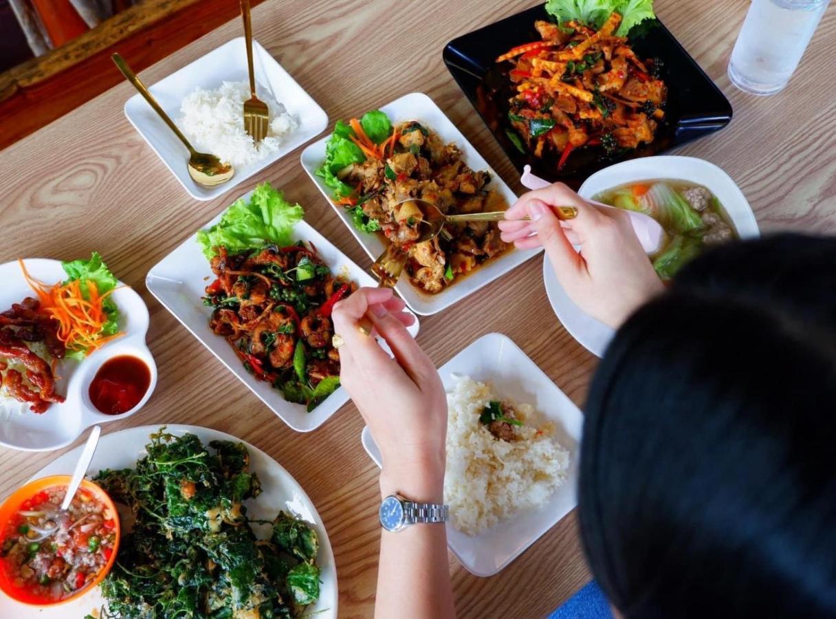 Srihome ยายศรีโฮมแอนแคมป์ปิ้ง Ban Don Tum 外观 照片