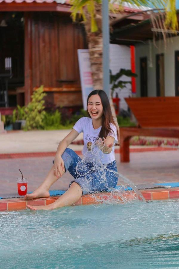 Srihome ยายศรีโฮมแอนแคมป์ปิ้ง Ban Don Tum 外观 照片